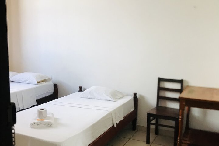 Room 8 of 18