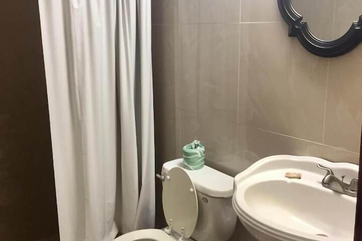 Room 5 of 15