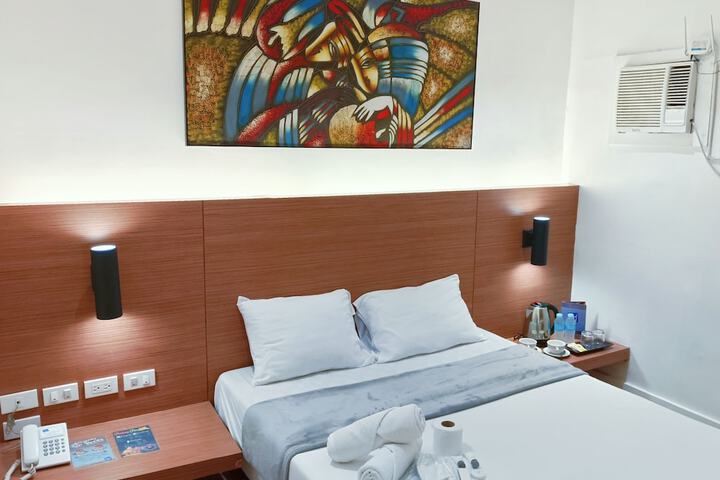 Room 3 of 14