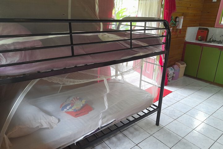 Room 33 of 92