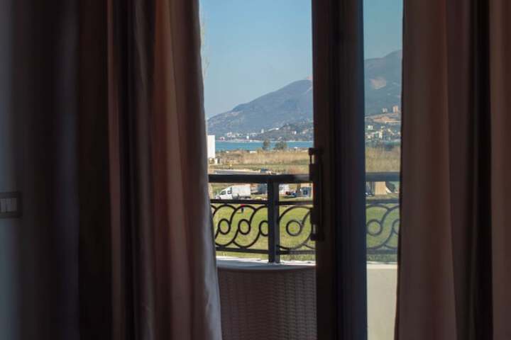 Room 20 of 51