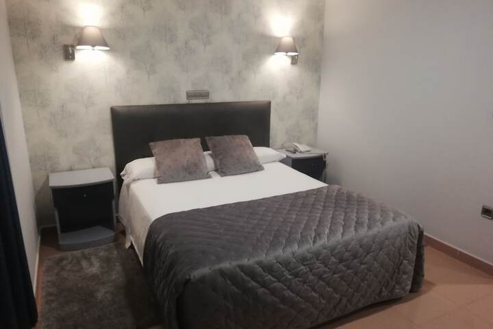 Room 37 of 74