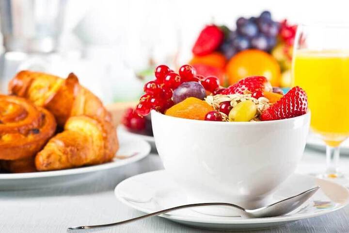 Breakfast meal