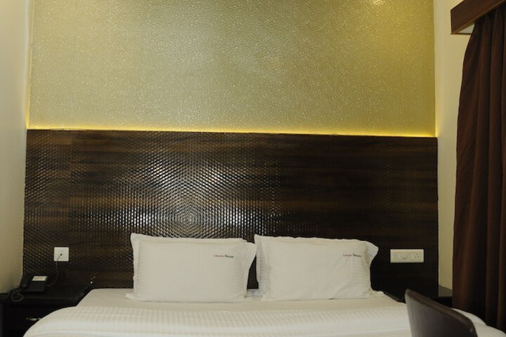 Room 42 of 58