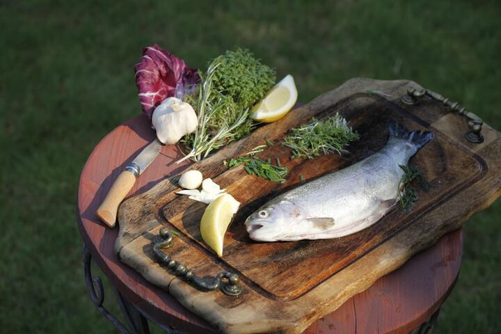 Dining 65 of 77
