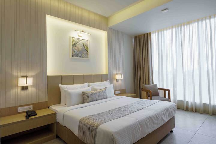 Room 35 of 97