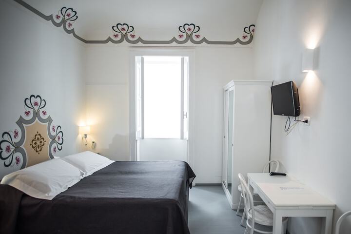 Room 19 of 113
