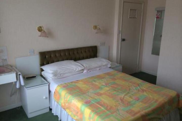 Hotel Sandranne