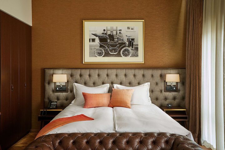 Room 21 of 66