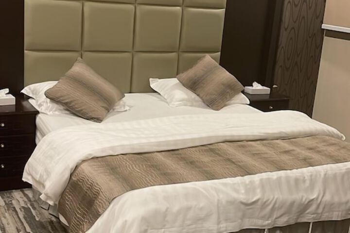 Room 6 of 26