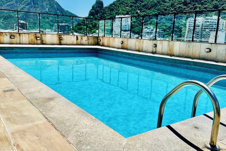 Pool 32 of 43