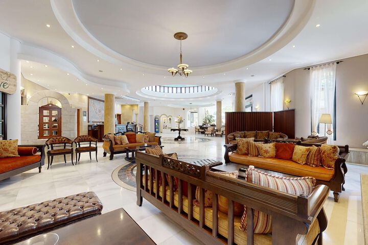 Lobby Entry