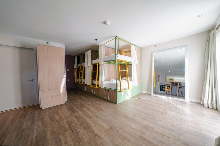 Room 41 of 118