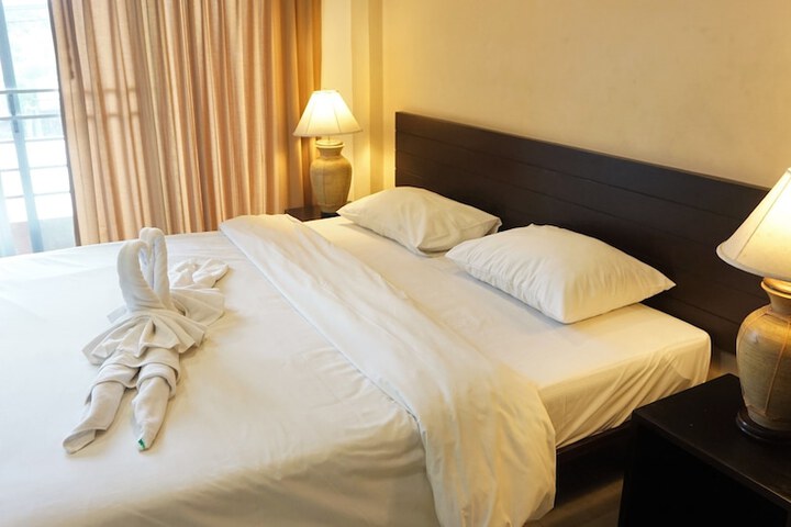 Room 5 of 20