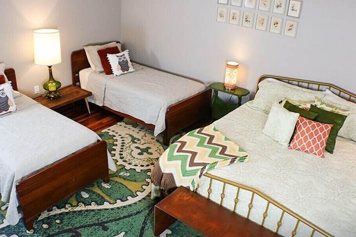 Room 14 of 29