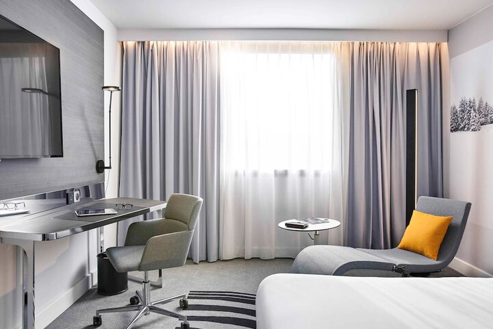 Room 3 of 101