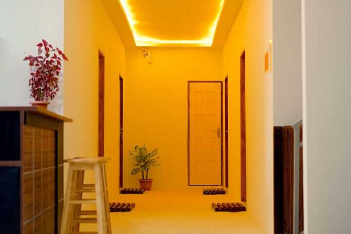 Ballroom/Hall 21 of 23