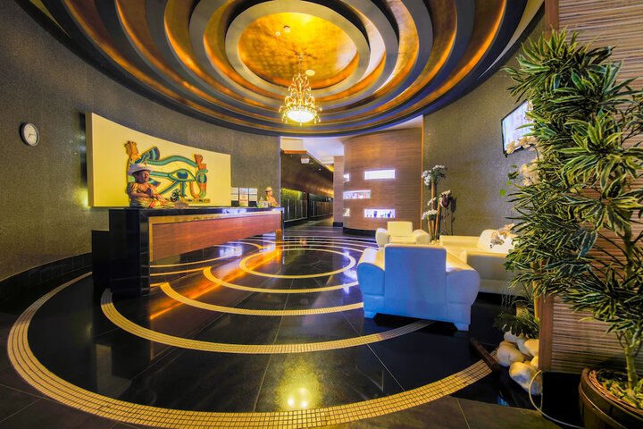 Hotel Interior 99 of 201