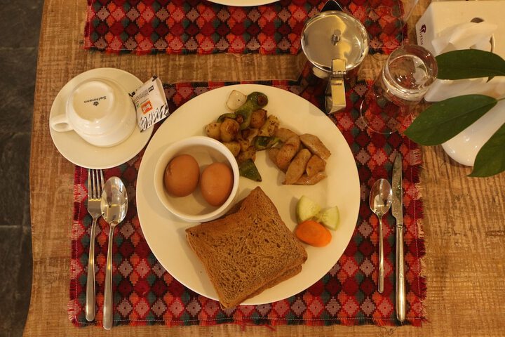 Breakfast/Coffee Service 32 of 36