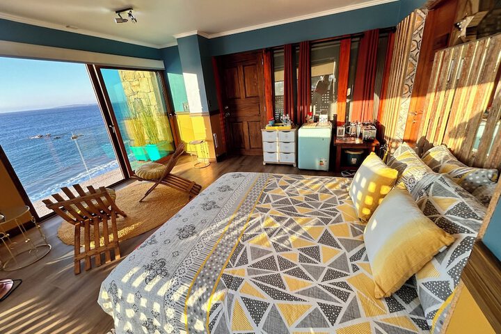 Room 82 of 180