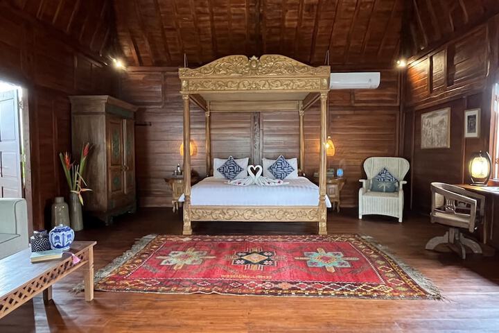 Room 2 of 178