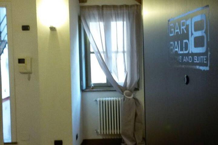 GARIBALDI 18 ROOMS & SUITE