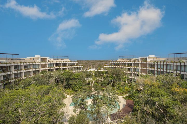 Hotel 167 of 179