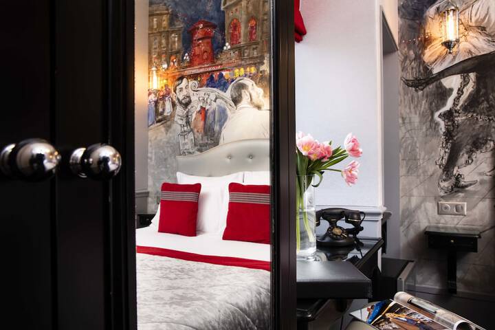 Room 12 of 73