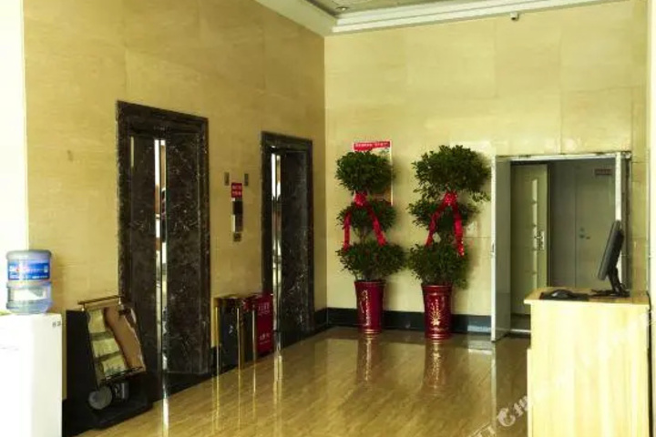 Rujiapai Baiyun Hotel Korla Tianshan East Road