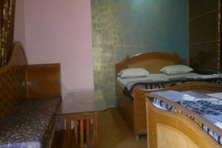 Room 2 of 9