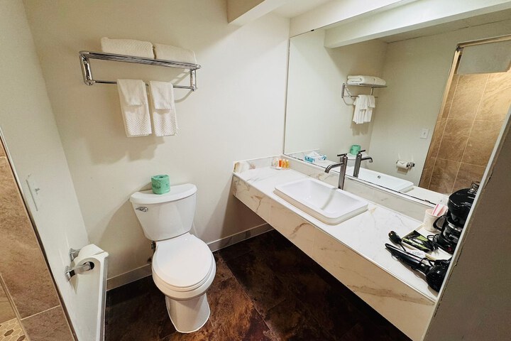 Room 259 of 293