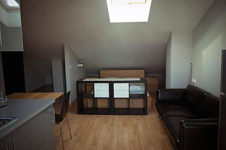 Room 7 of 112