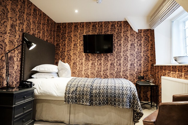 Room 25 of 55