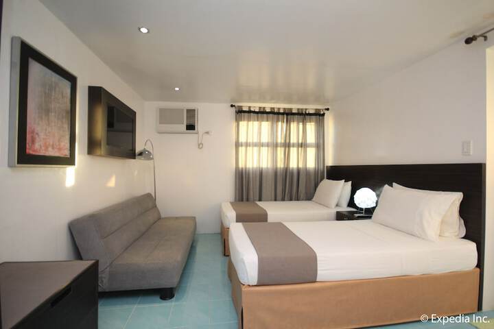 Room 7 of 29