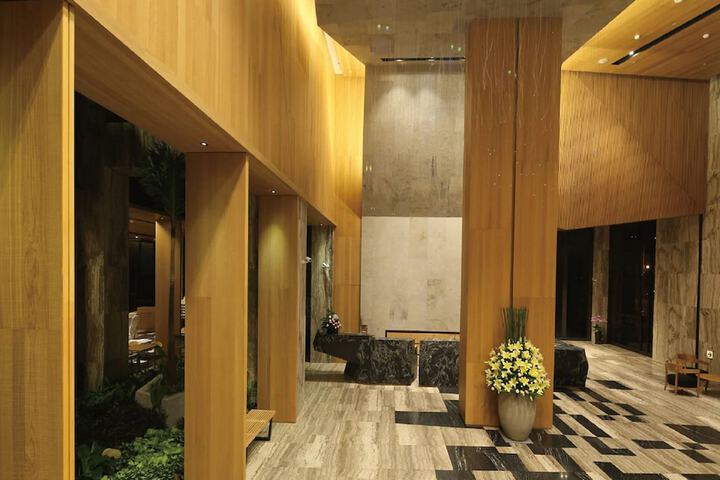 Lobby Entry
