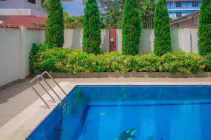 Pool 15 of 15