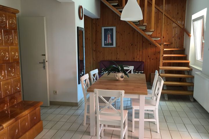 Room 11 of 20