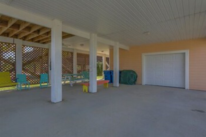 Property Grounds 18 of 29
