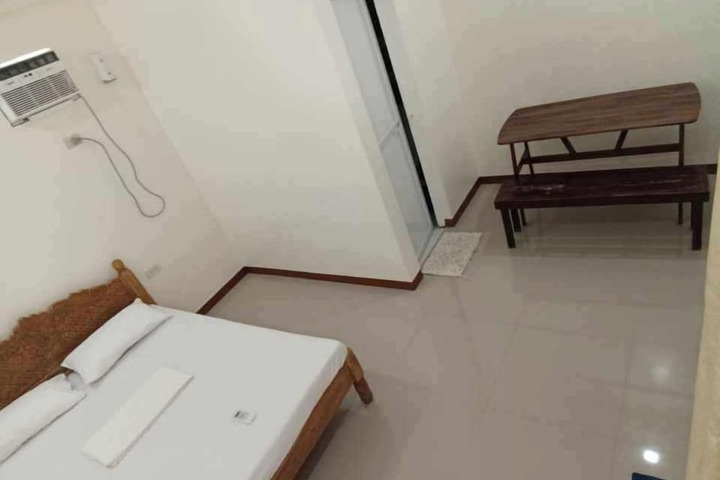 Room 35 of 56