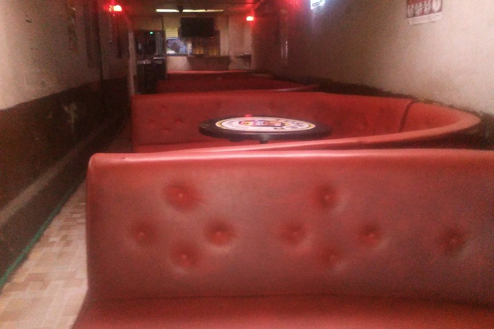 Dining 9 of 22