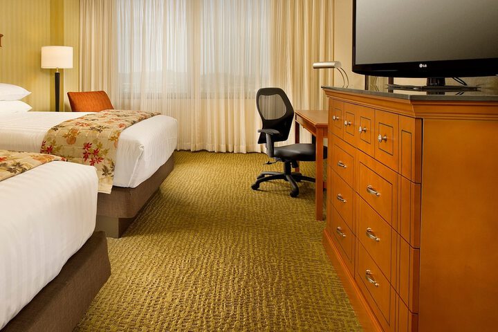 Room 8 of 61