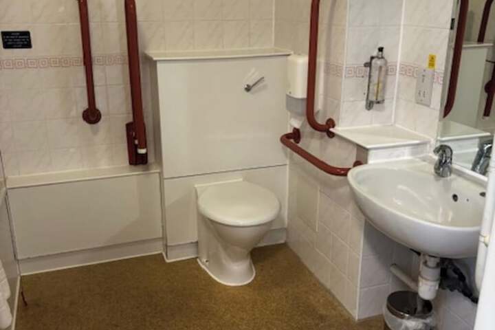 Room 15 of 15