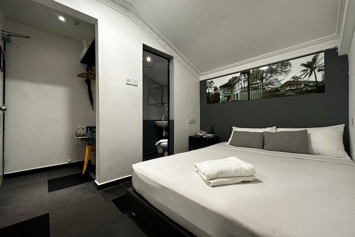 Room 11 of 55
