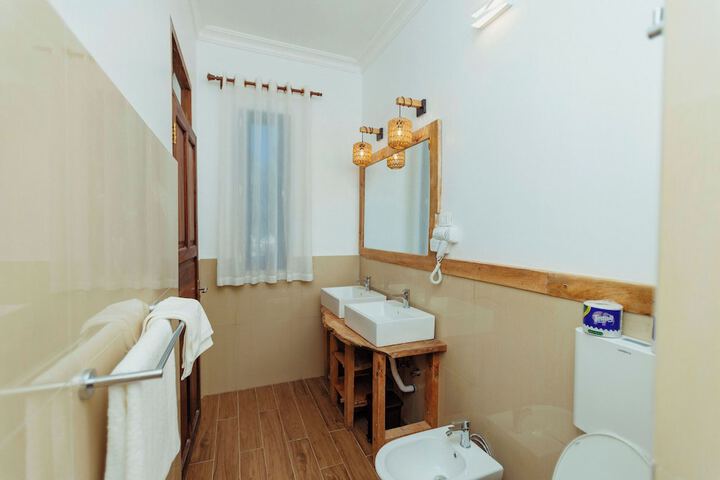 Room 55 of 107