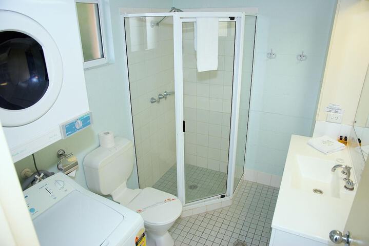 Room 9 of 21