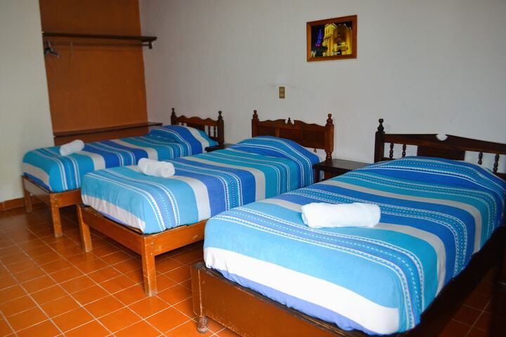 Room 14 of 16