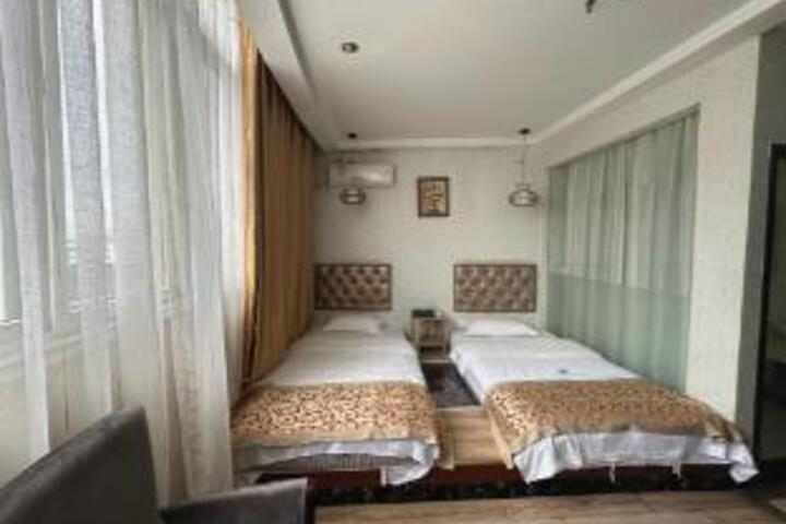 Room 22 of 23