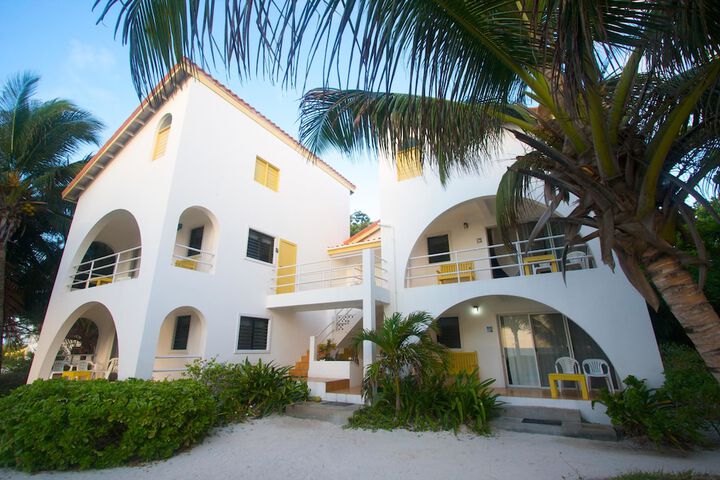 Hotel 64 of 80
