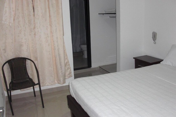 Room 28 of 47