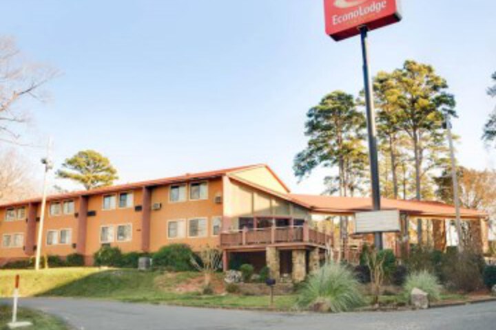  Econo Lodge Inn & Suites Hot Springs 5
